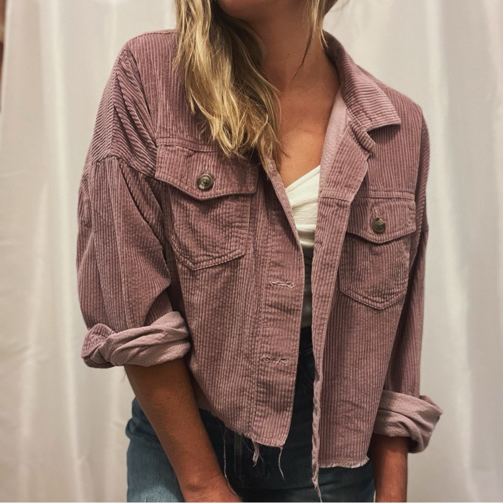 🔻SOLD🔻American Eagle Cut Off Corduroy Button Up Shirt